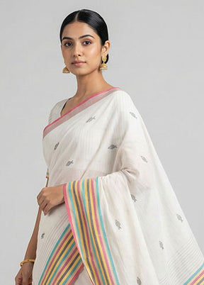 White Khadi Cotton Saree With Blouse Piece