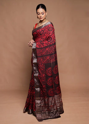 Red Printed Silk Saree Without Blouse Piece