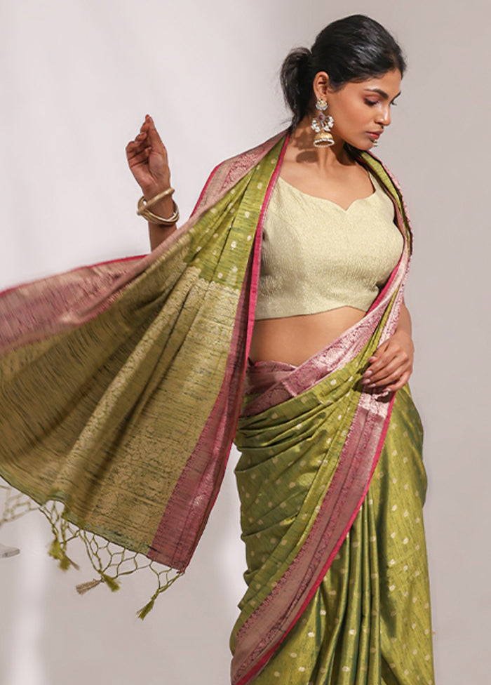 Green Dupion Silk Saree With Blouse Piece