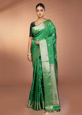 Green Kanjivaram Silk Saree With Blouse Piece