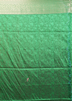Green Kanjivaram Silk Saree With Blouse Piece
