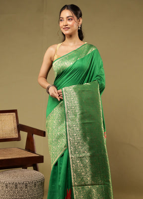 Green Dupion Silk Saree With Blouse Piece