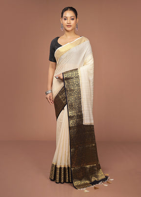 White Dupion Silk Saree With Blouse Piece