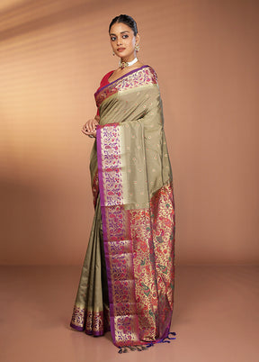 Grey Kanjivaram Silk Saree With Blouse Piece