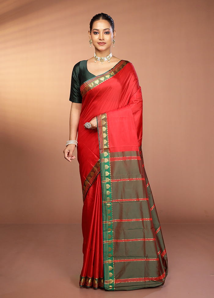 Red Kanjivaram Silk Saree With Blouse Piece