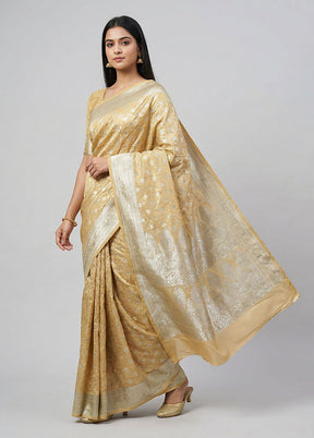Yellow Tanchoi Silk Saree With Blouse Piece