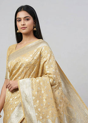 Yellow Tanchoi Silk Saree With Blouse Piece