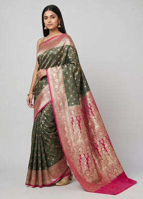 Cream Tanchoi Silk Saree With Blouse Piece