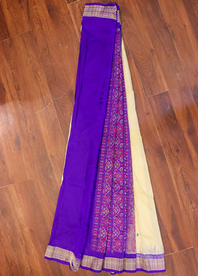 Cream Handloom Bomkai Pure Silk Saree With Blouse Piece