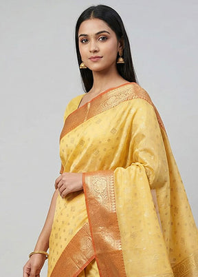 Yellow Kora Silk Saree With Blouse Piece