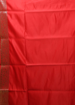 Red Banarasi Silk Saree With Blouse Piece