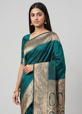 Green Banarasi Silk Saree With Blouse Piece
