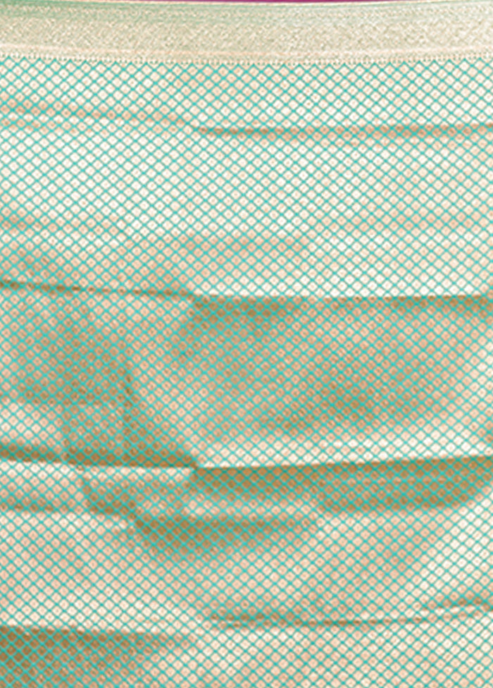 Green Uppada Silk Saree With Blouse Piece