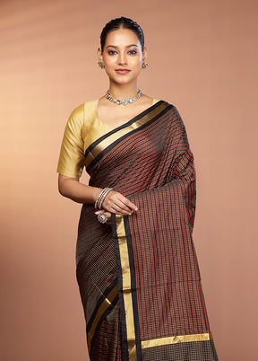Maroon Handloom Kanjivaram Pure Silk Saree With Blouse Piece