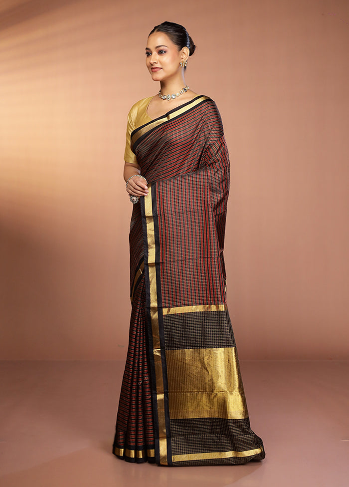 Maroon Handloom Kanjivaram Pure Silk Saree With Blouse Piece