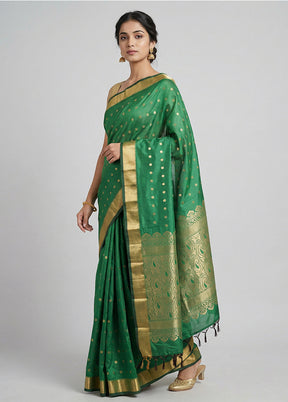 Green Kanjivaram Silk Saree With Blouse Piece