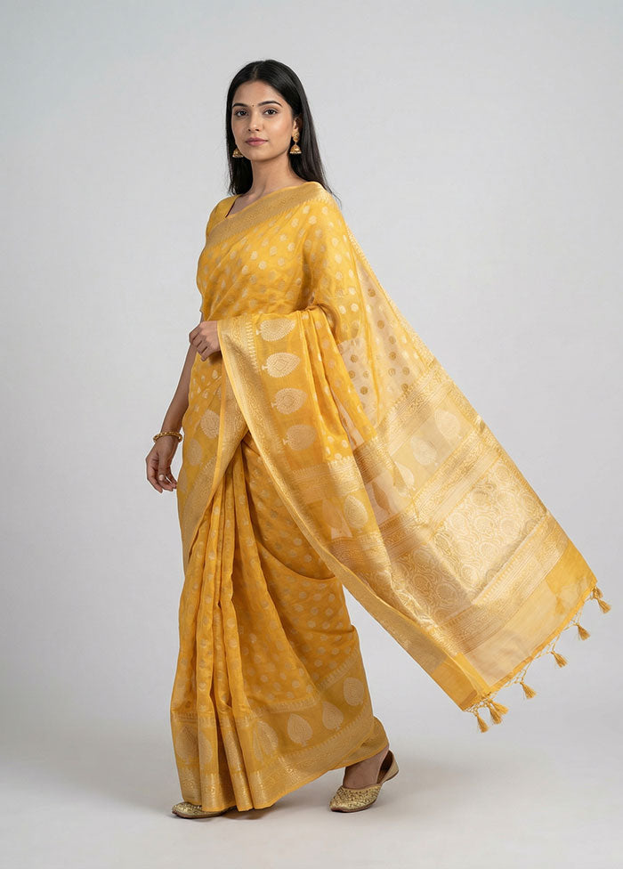 Yellow Pure Cotton Saree With Blouse Piece