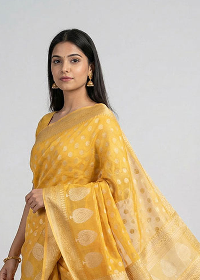 Yellow Pure Cotton Saree With Blouse Piece