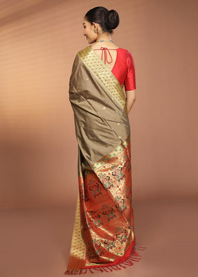Grey Kanjivaram Silk Saree With Blouse Piece