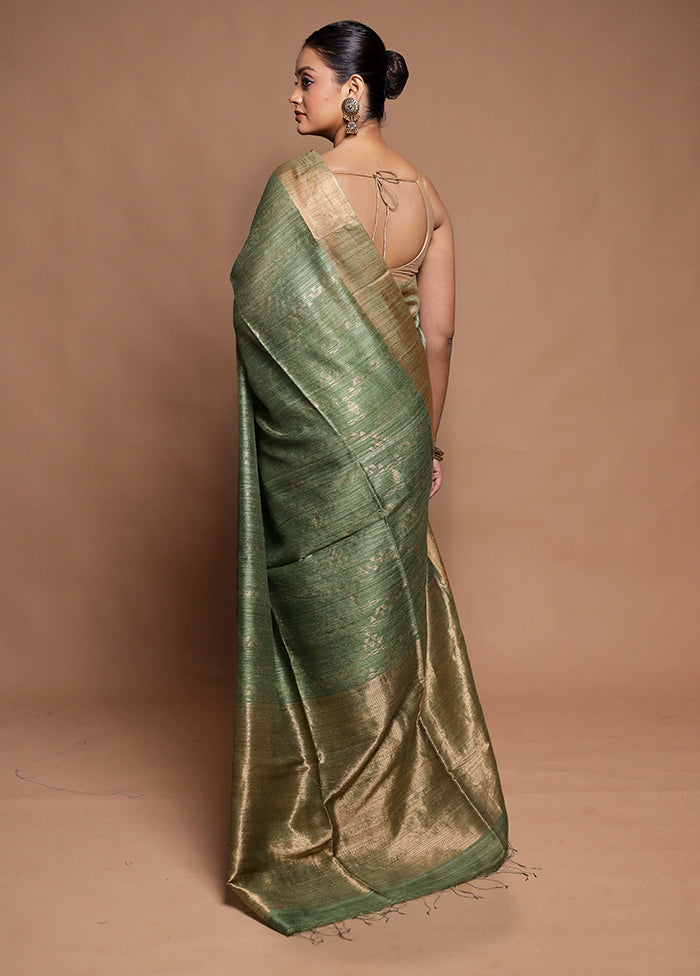Green Handloom Matka Pure Silk Saree With Blouse Piece