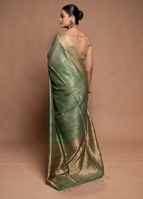 Green Handloom Matka Pure Silk Saree With Blouse Piece