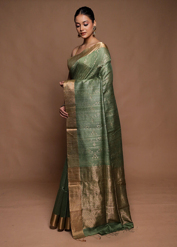 Green Handloom Matka Pure Silk Saree With Blouse Piece