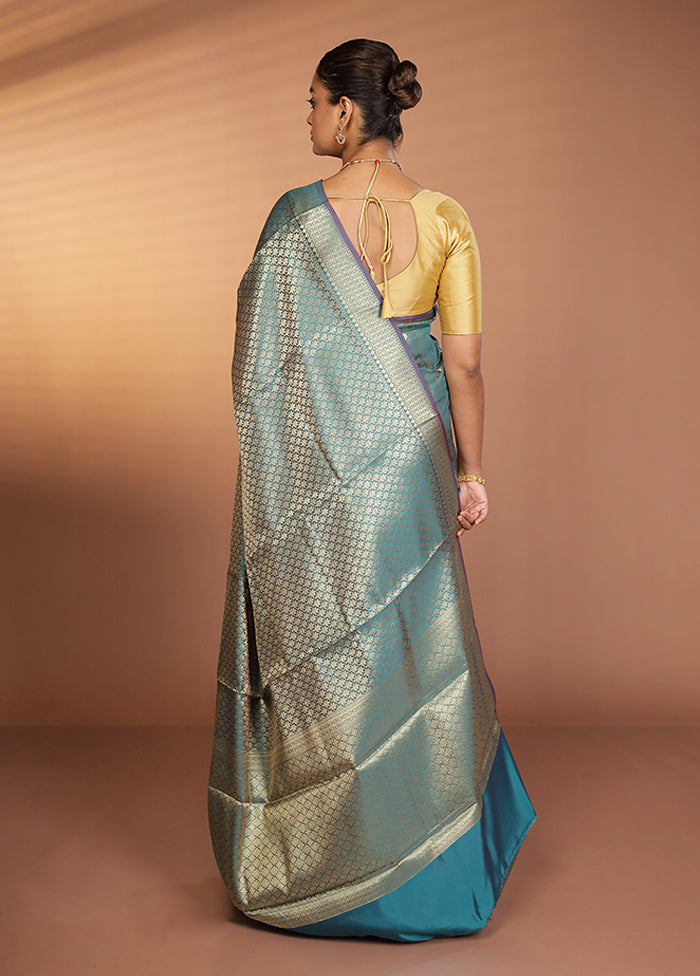 Green Kora Silk Saree With Blouse Piece