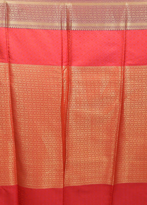 Green Kora Silk Saree With Blouse Piece