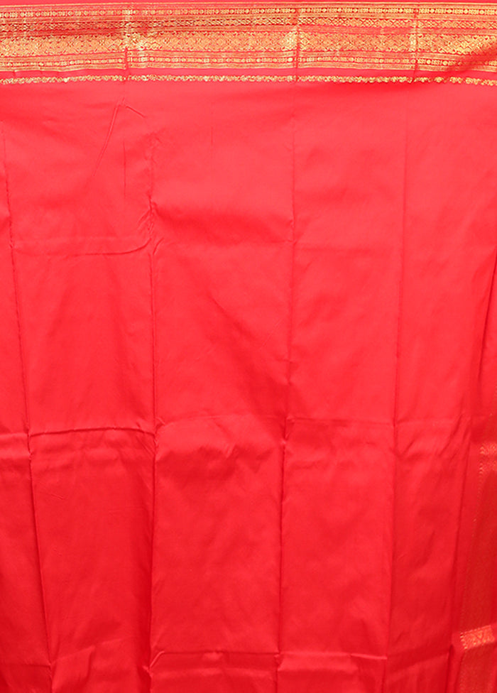 Cream Kanjivaram Silk Saree With Blouse Piece