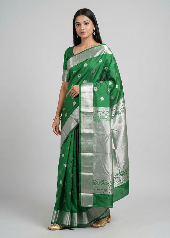 Green Kanjivaram Silk Saree With Blouse Piece