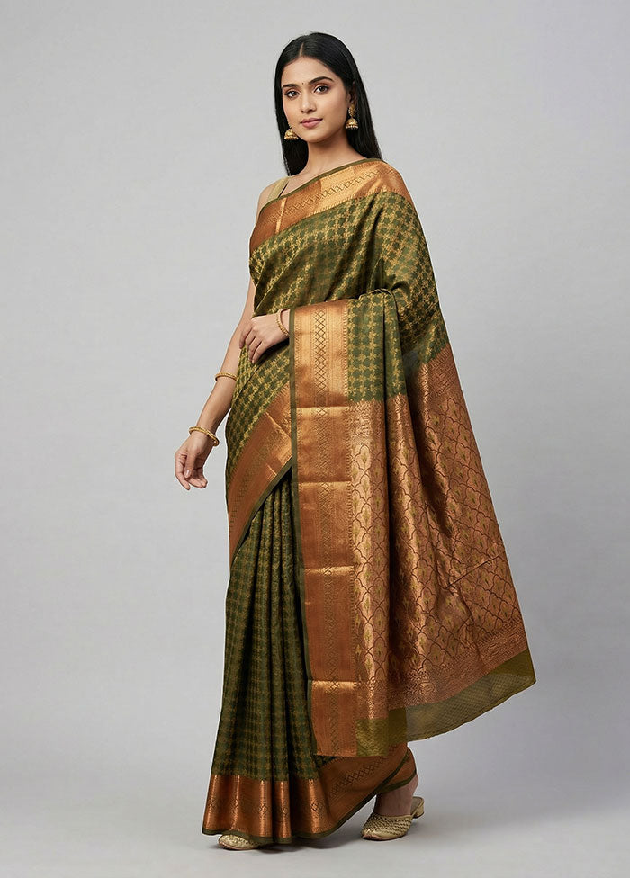 Green Kanjivaram Silk Saree With Blouse Piece