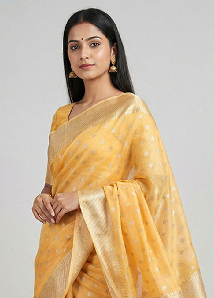 Yellow Cotton Saree With Blouse Piece