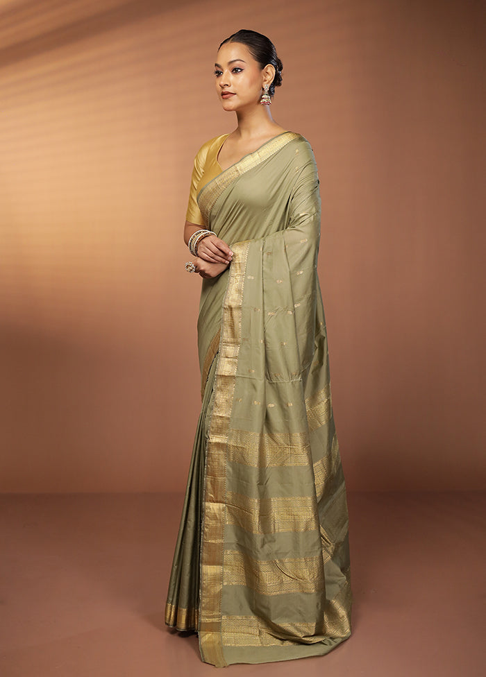 Cream Kanjivaram Silk Saree With Blouse Piece