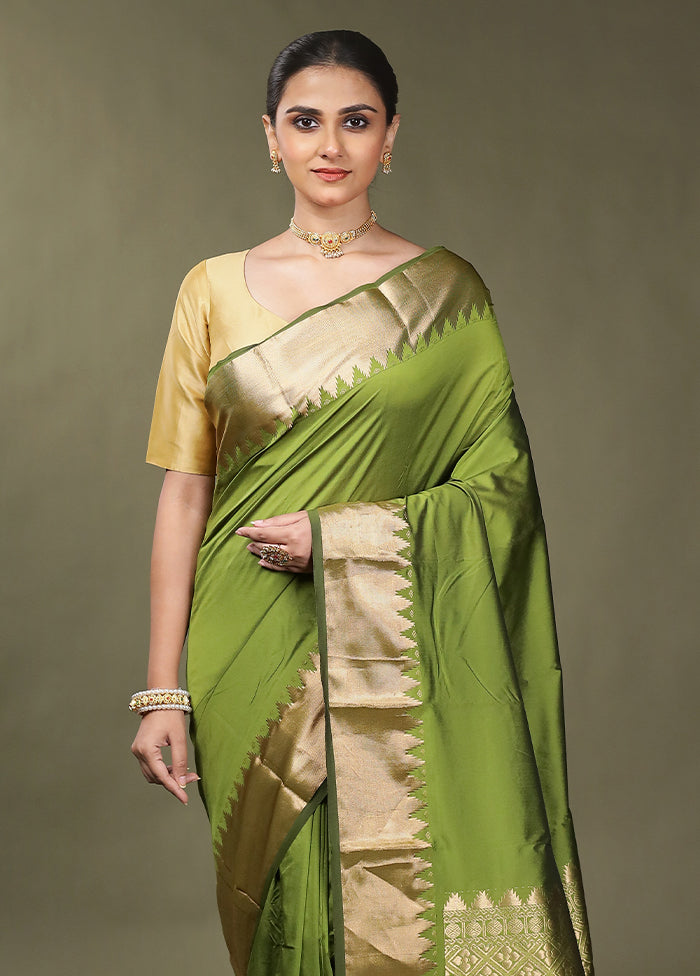 Green Kanjivaram Silk Saree With Blouse Piece