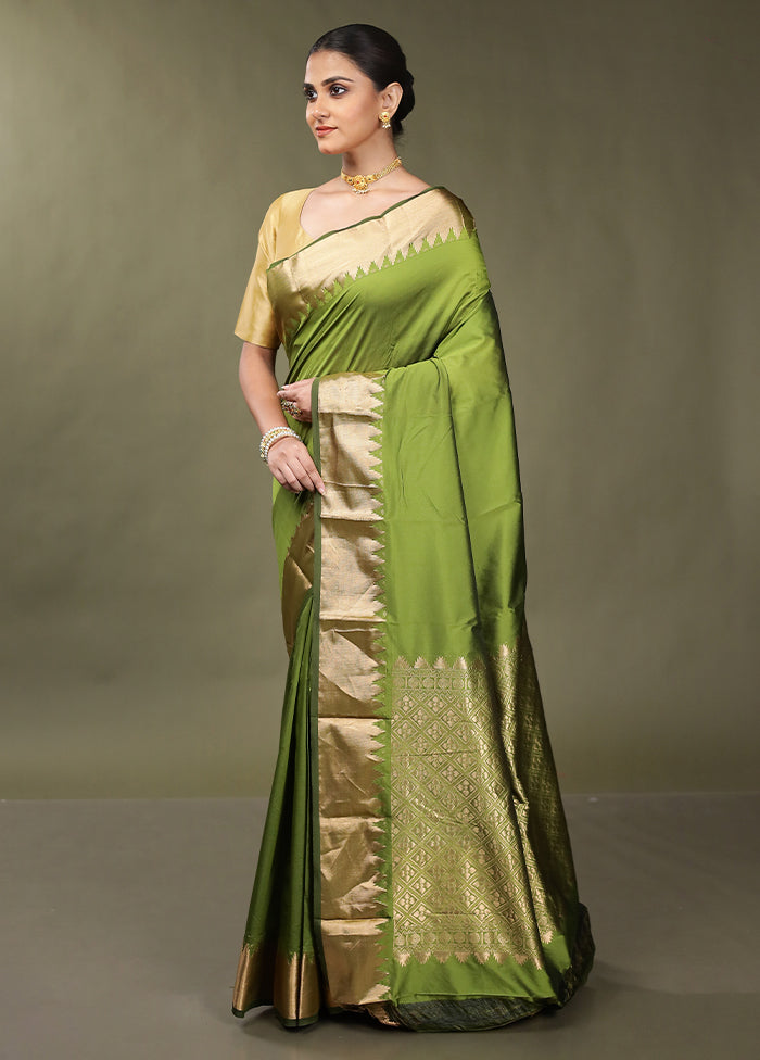 Green Kanjivaram Silk Saree With Blouse Piece