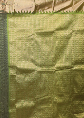Green Kanjivaram Silk Saree With Blouse Piece