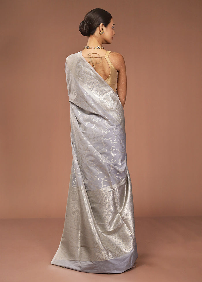 Grey Uppada Silk Saree With Blouse Piece