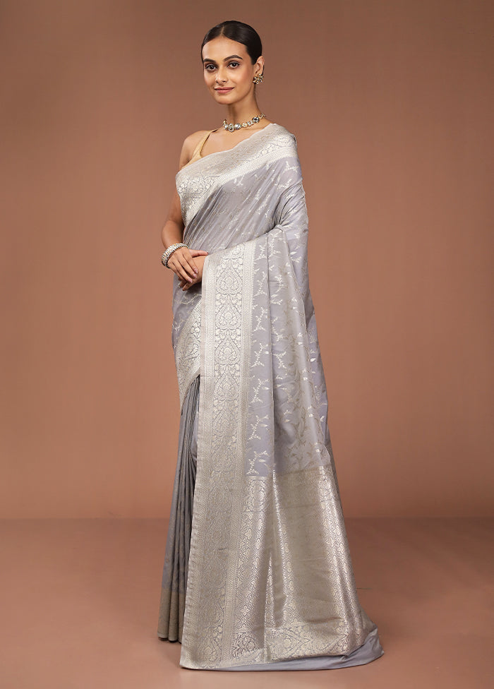 Grey Uppada Silk Saree With Blouse Piece