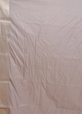 Grey Uppada Silk Saree With Blouse Piece