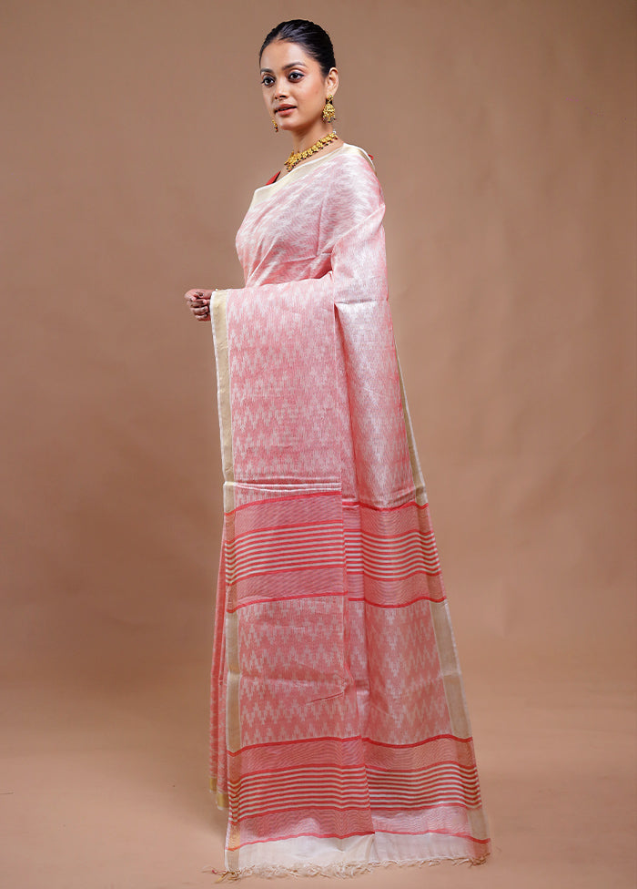 Cream Tussar Silk Saree With Blouse Piece