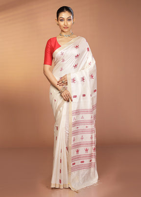 White Handloom Tussar Pure Silk Saree With Blouse Piece