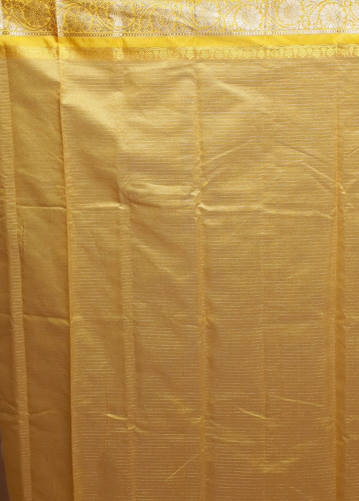 Cream Cotton Saree With Blouse Piece