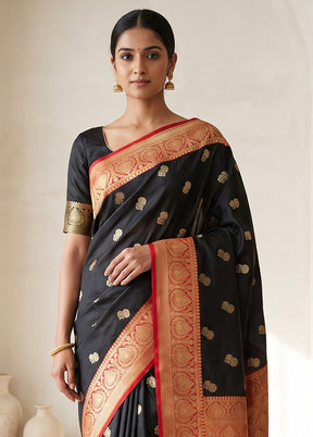 Black Katan Silk Saree With Blouse Piece