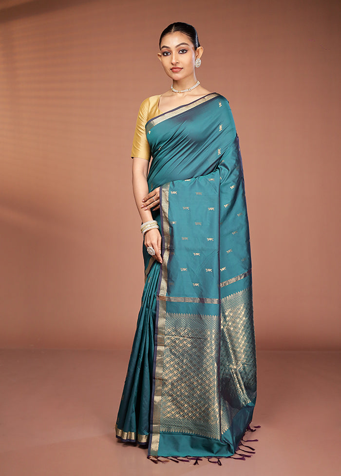 Green Kanjivaram Silk Saree With Blouse Piece
