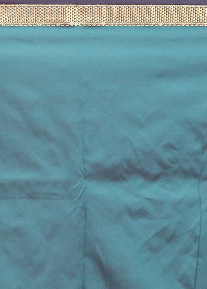 Green Kanjivaram Silk Saree With Blouse Piece