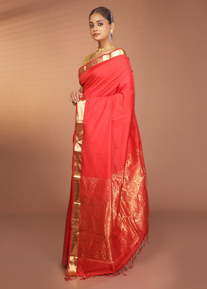 Red Kanjivaram Silk Saree With Blouse Piece