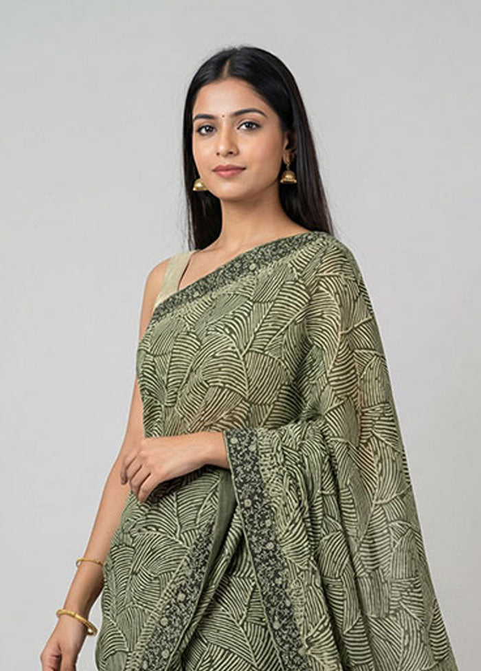 Green Chiffon Silk Saree With Blouse Piece