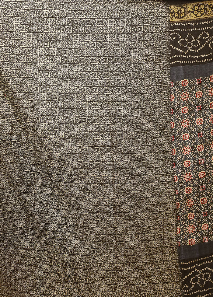 Black Dupion Silk Saree With Blouse Piece