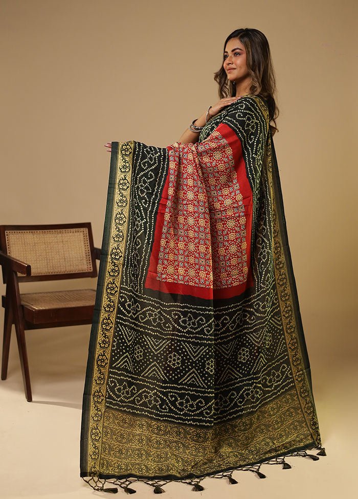 Red Dupion Silk Saree With Blouse Piece