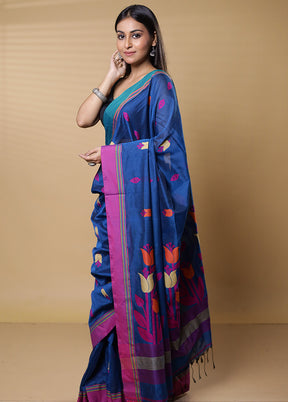 Blue Cotton Saree With Blouse Piece